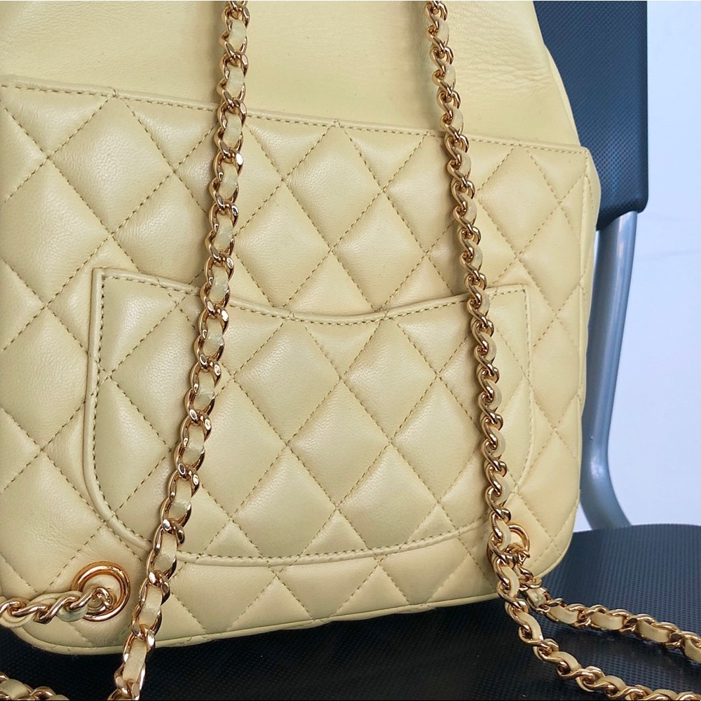 Chanel Small Yellow Backpack In Seoul Lambskin - Picture 8 of 8